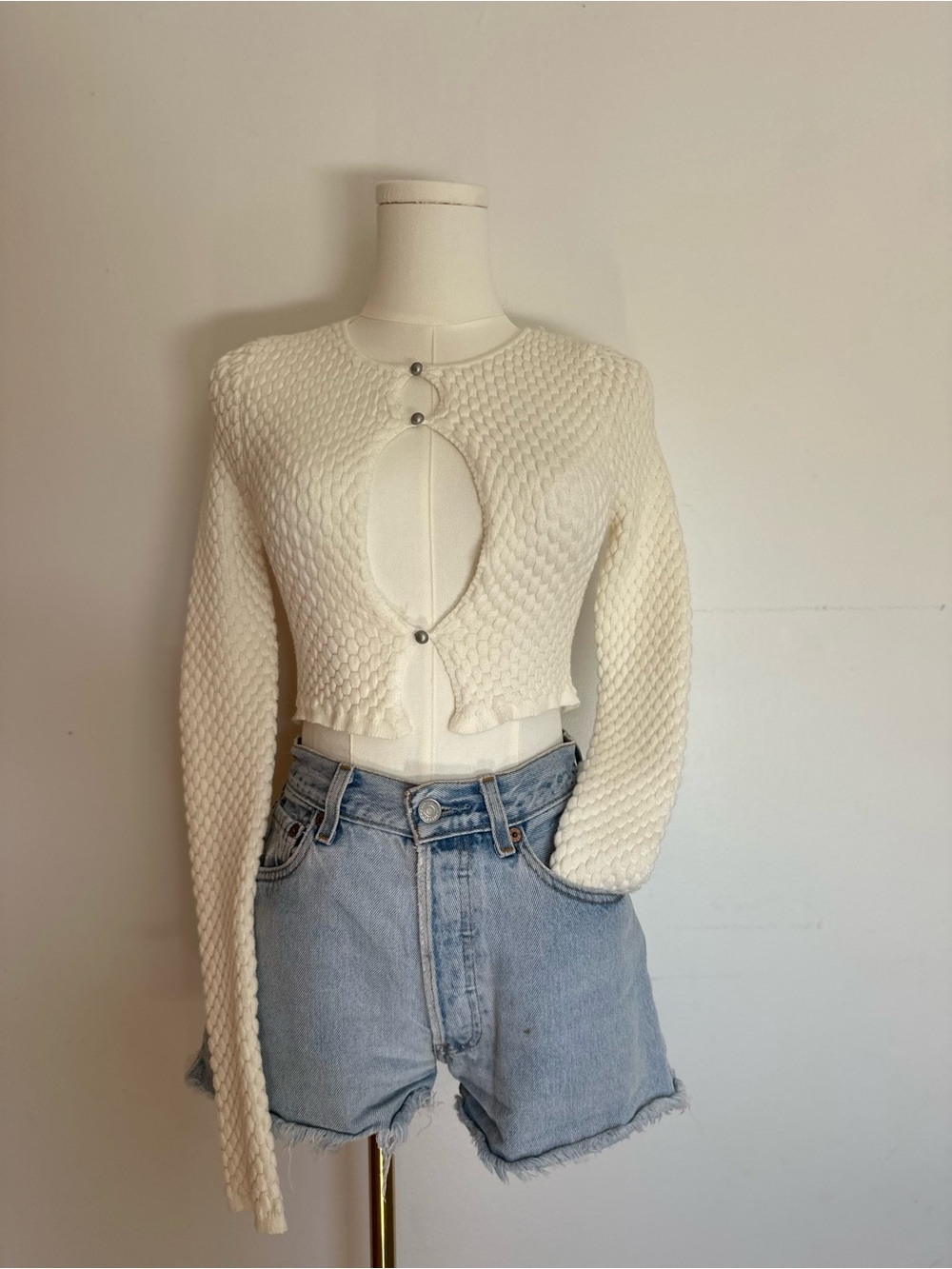 NWT UO - Cream Textured Keyhole Button Front Cropped Cardigan Knit Bolero Size S